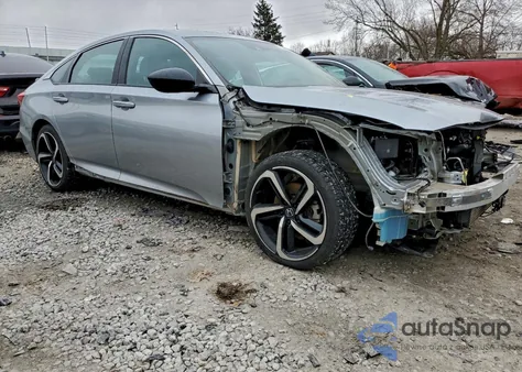 2022 Honda Accord Sport z USA, uszkodzony, nr VIN 1HGCV1F33NA114194